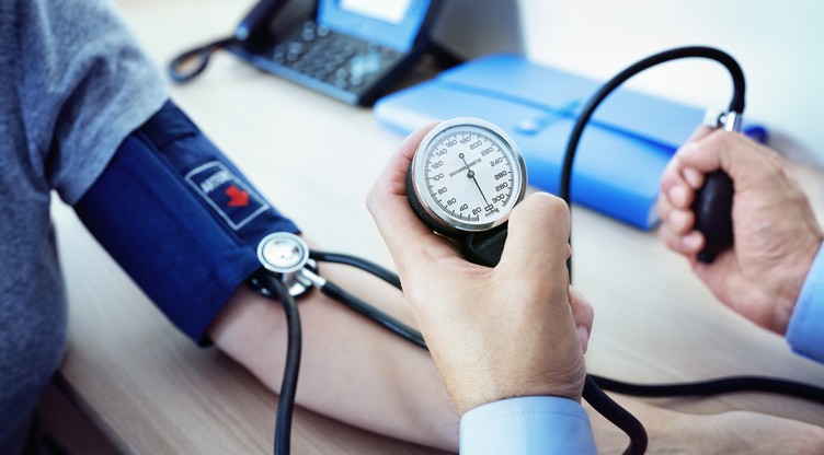 hipertenzija o klimatskim promjenama tlak krvi u seniorov